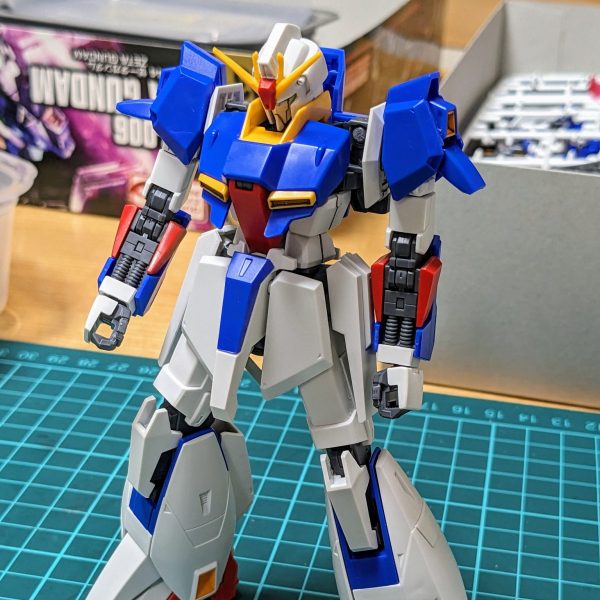 HGUC Zガンダム、本体の仮組み完了。