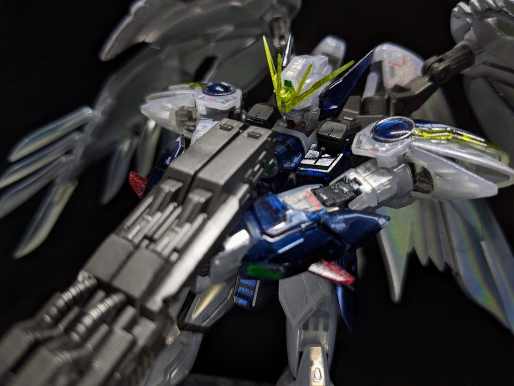 射撃ポーズのアップ。「シェルターは完璧なんだな？」