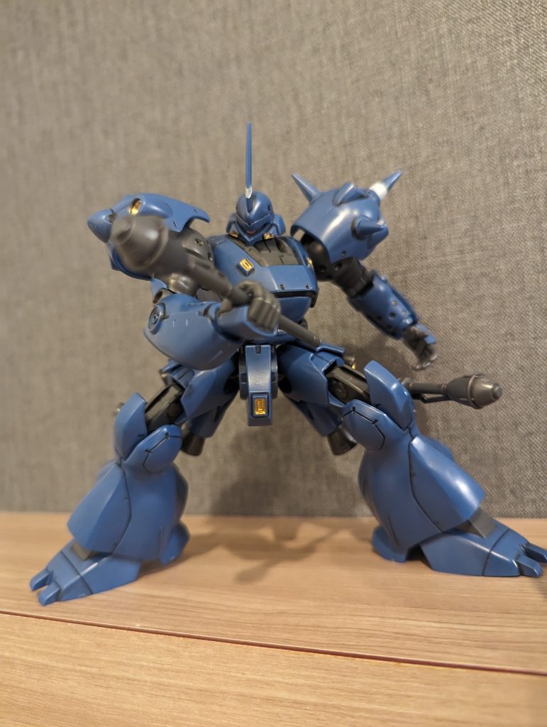 シュツルム・ファウストも2丁付属、こちらは脚部に取り付け出来るジョイントも付属してます。