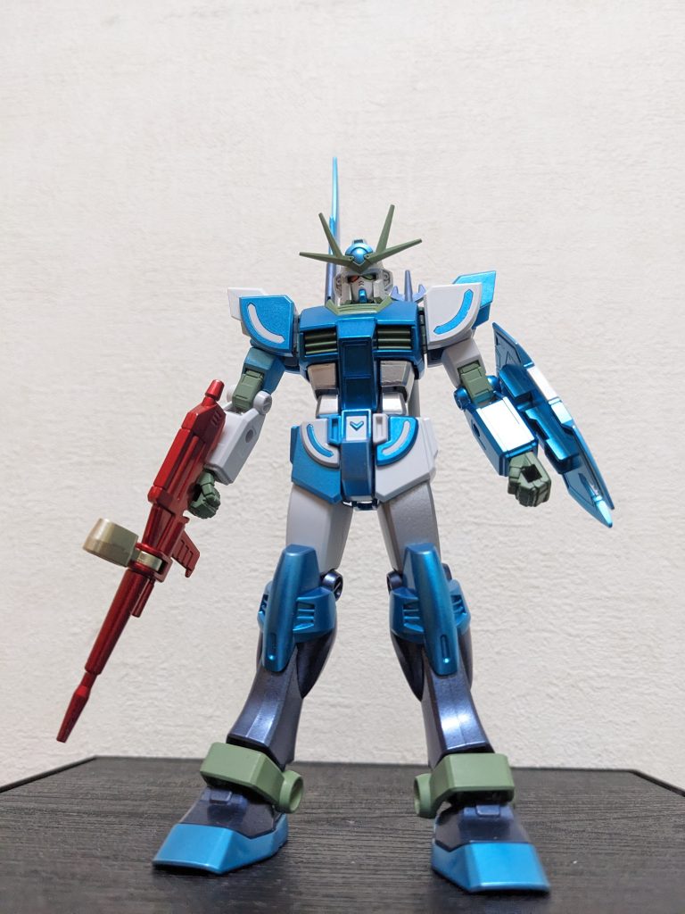 ライブ、やる(正面)Ave mujicaをコンプしたなら、やっぱ次はMyGO!!!!で。両バンドとも基本「箱推し」なのですが、オッドアイだわ、喋り方がアマゾンライダー構文(昭和オヤジにしかわからん喩え💦)だわで、キャラ立ち過ぎな楽奈ちゃんからチャレンジ😄!ちなみにビルドシリーズのアニメは一度もマトモに観たことありません💦この機体を選んだのは、楽奈ちゃんの左右非対称の衣装を再現しやすいと思ったのと、今んとこ「いつでも買える😆」という気楽さからです。名前が似てること(ラーガンダム、らあな)は、作り始めてから気づきました😅