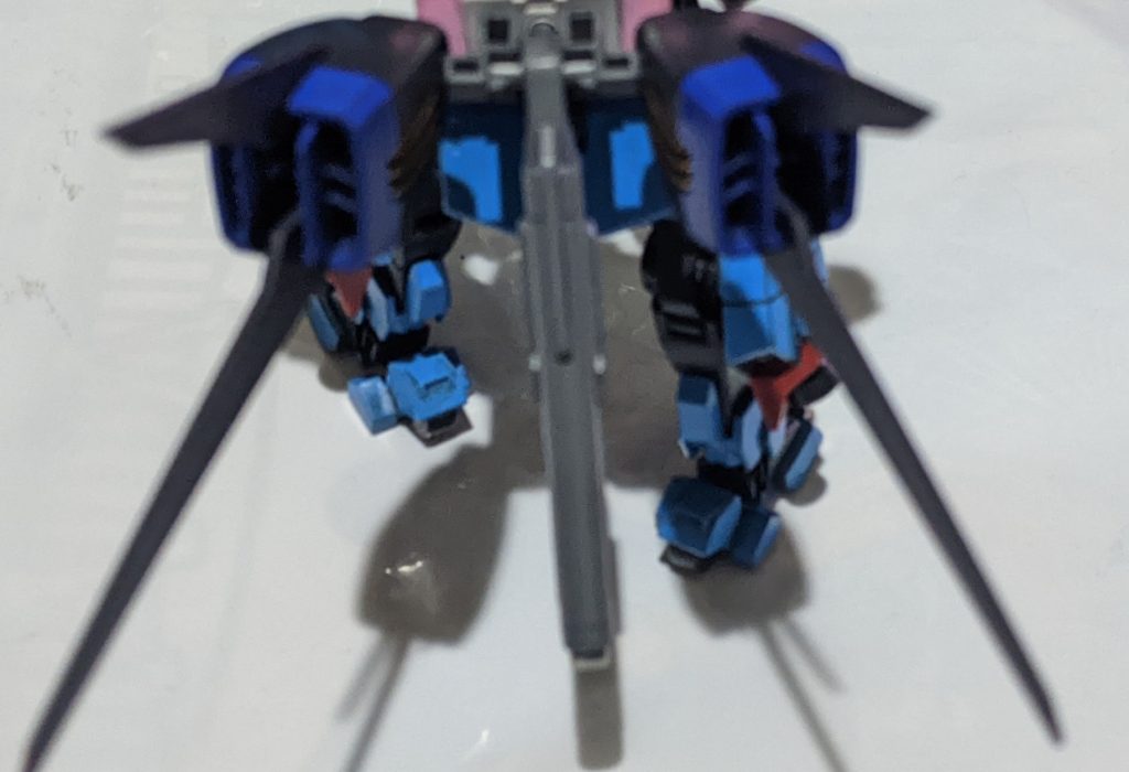 推進ユニットはエールストライクとエックスディバイダーのパーツを使いました。