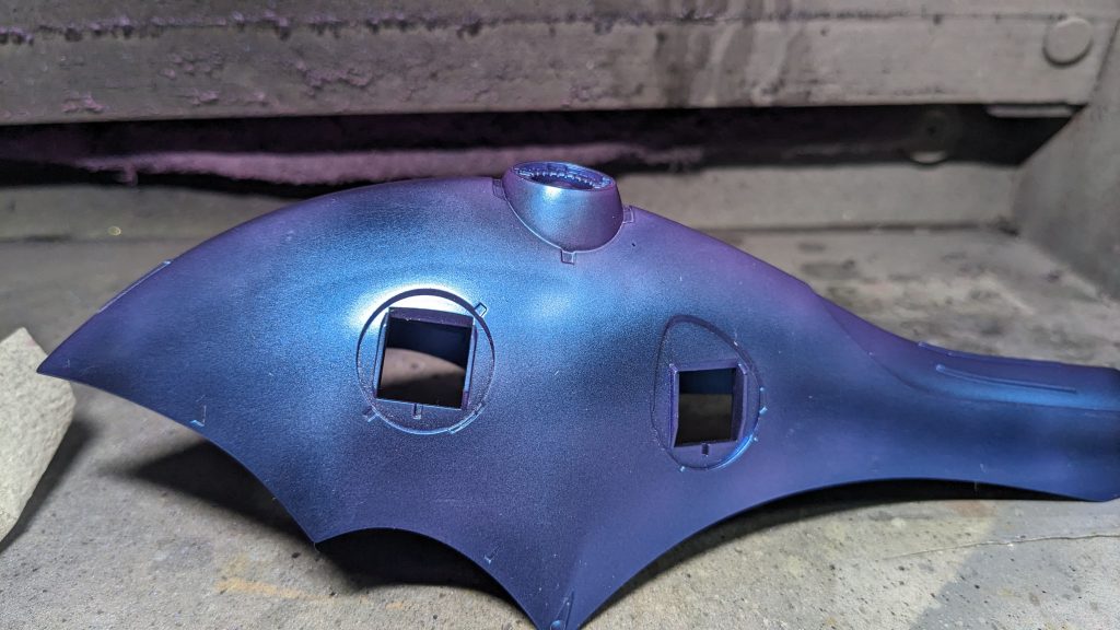 肩のファンネルバインダーはガッツリヒケが悪目立ちします。