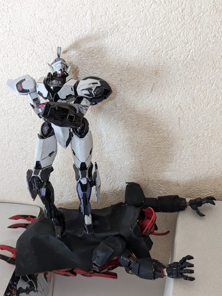 グリグリよお~~~し、なかなかしっかりした橋になったじゃあないか、ホレホレホォーレ（・・・・ギリギリ）