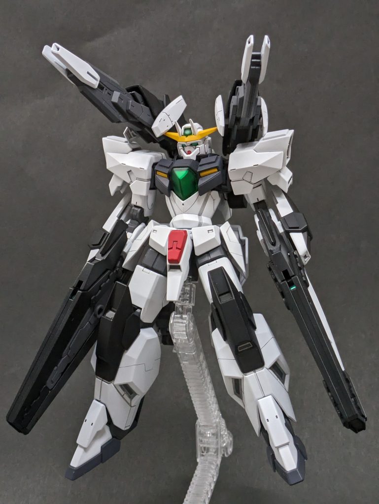 GNバスターキャノンリバーシブルガンダムの背面キャノンにジョイントを追加して前面に向けられるように改造