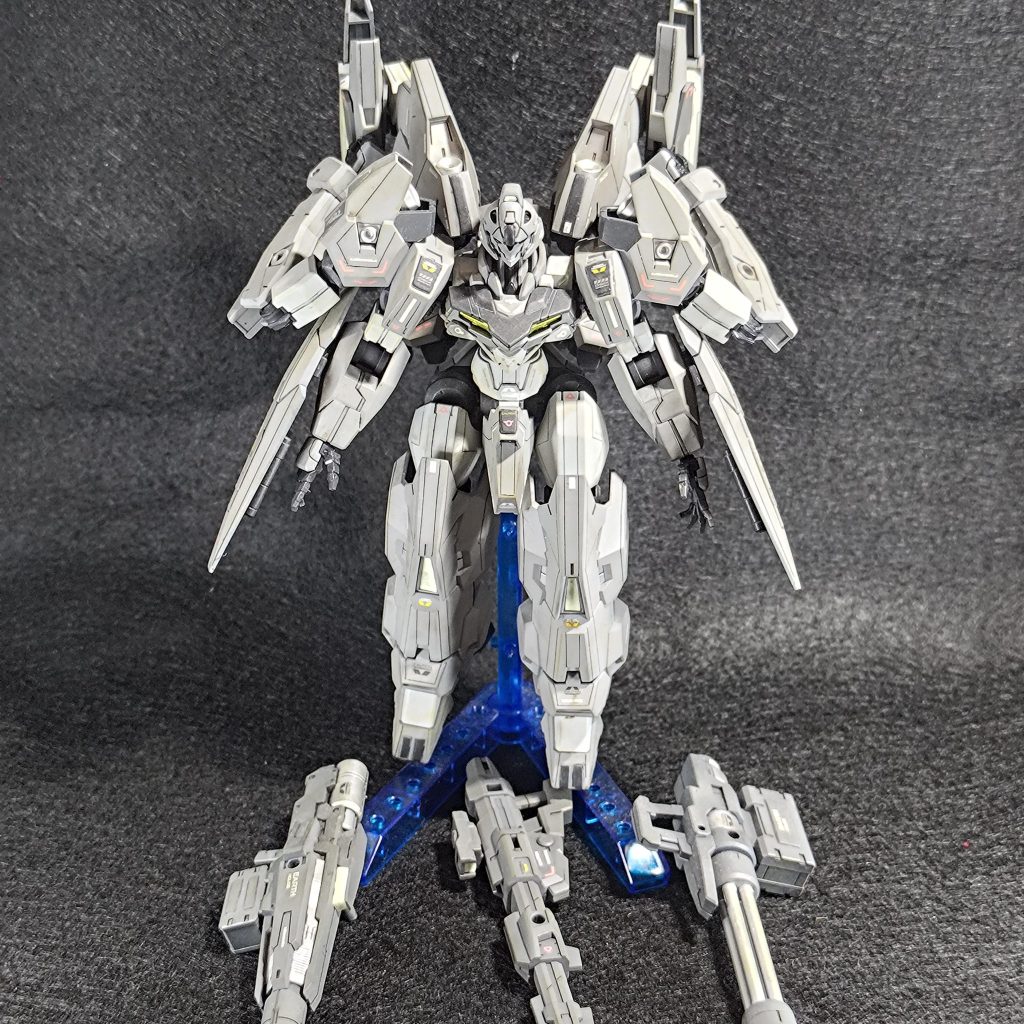 武装ウル・ソーンのガトリングとライフル＋改修エアリアルのライフルを装備