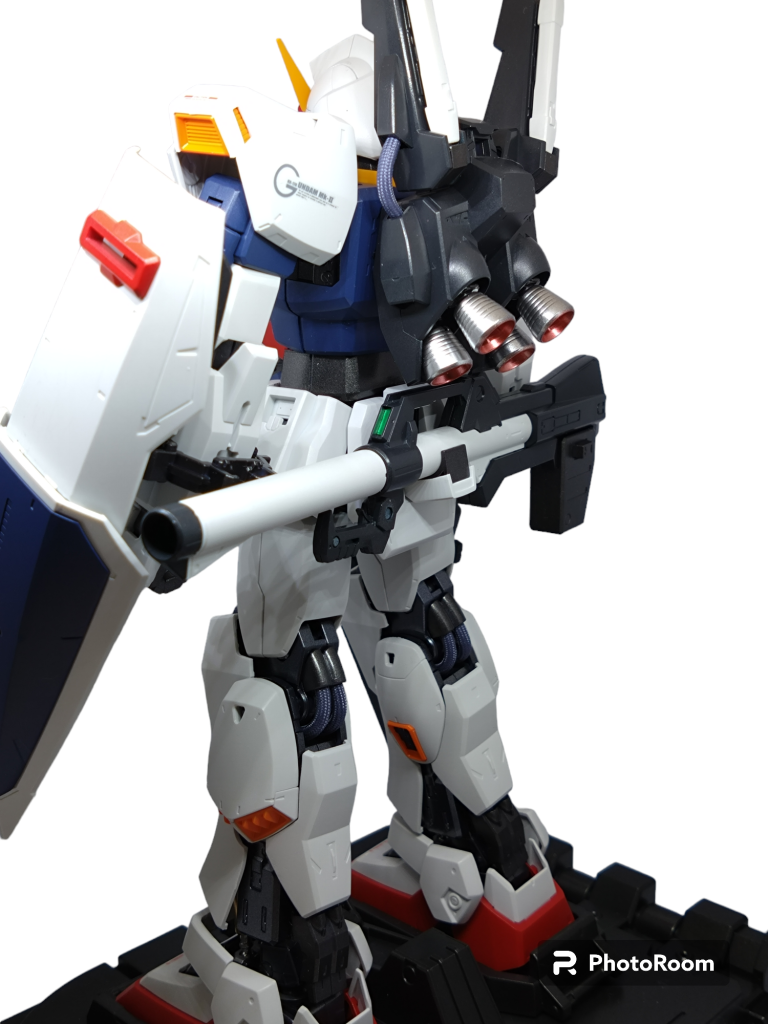 バーニア上手く塗装出来ました!RGもですがメッシュパイプは苦労しました