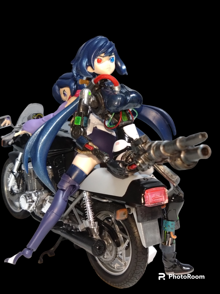 コレも映画のシーンの１部。これを再現したくて刀(バイクの名前です。アヤメさんに合わせてNinjaにしたかったけどキットが高かった。😅この為だけにバイク製作。中々難しかったです。