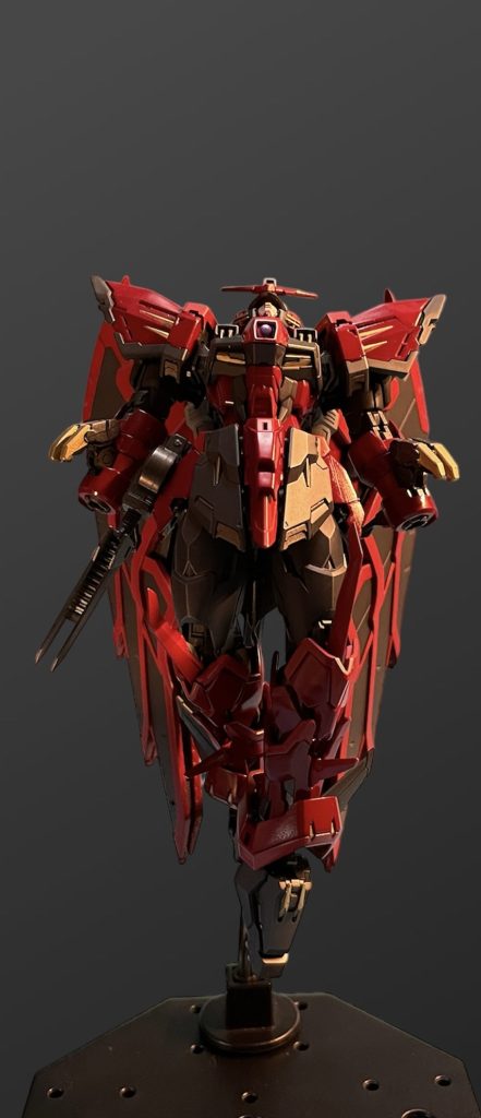 手を閉まって脛のトゲを展開!