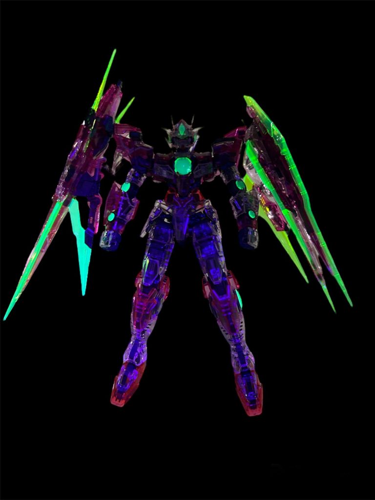 ダブルオークアンタフルセイバー　トランザムクリア–3枚目/制作者：のん