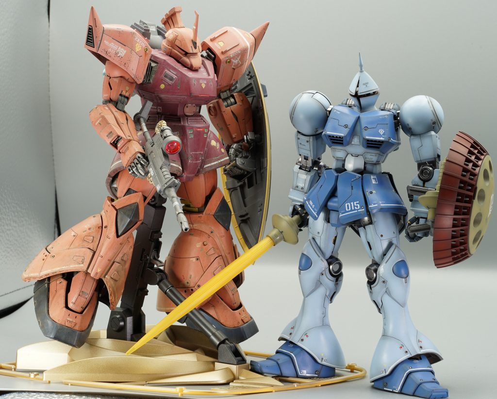 シャア、引け！。今の貴様の任務はガンダムを倒すことでは無いはずだ！のシーンのつもり。