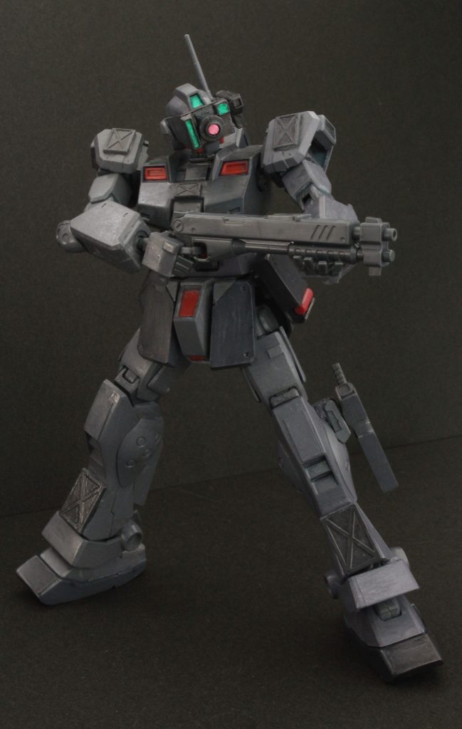 ポイントマンとして部隊の前線で戦闘する事を想定して、ショット・ガンも用意されている。