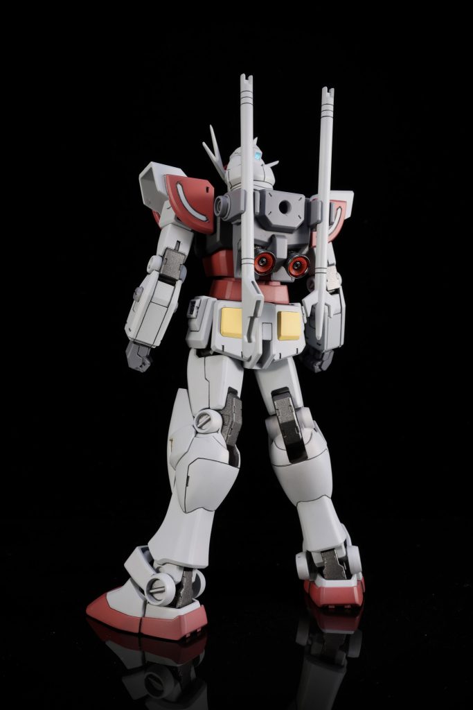 バックパックのスラスターとハンドパーツはあすぱら模型さんに製品を使用してます。