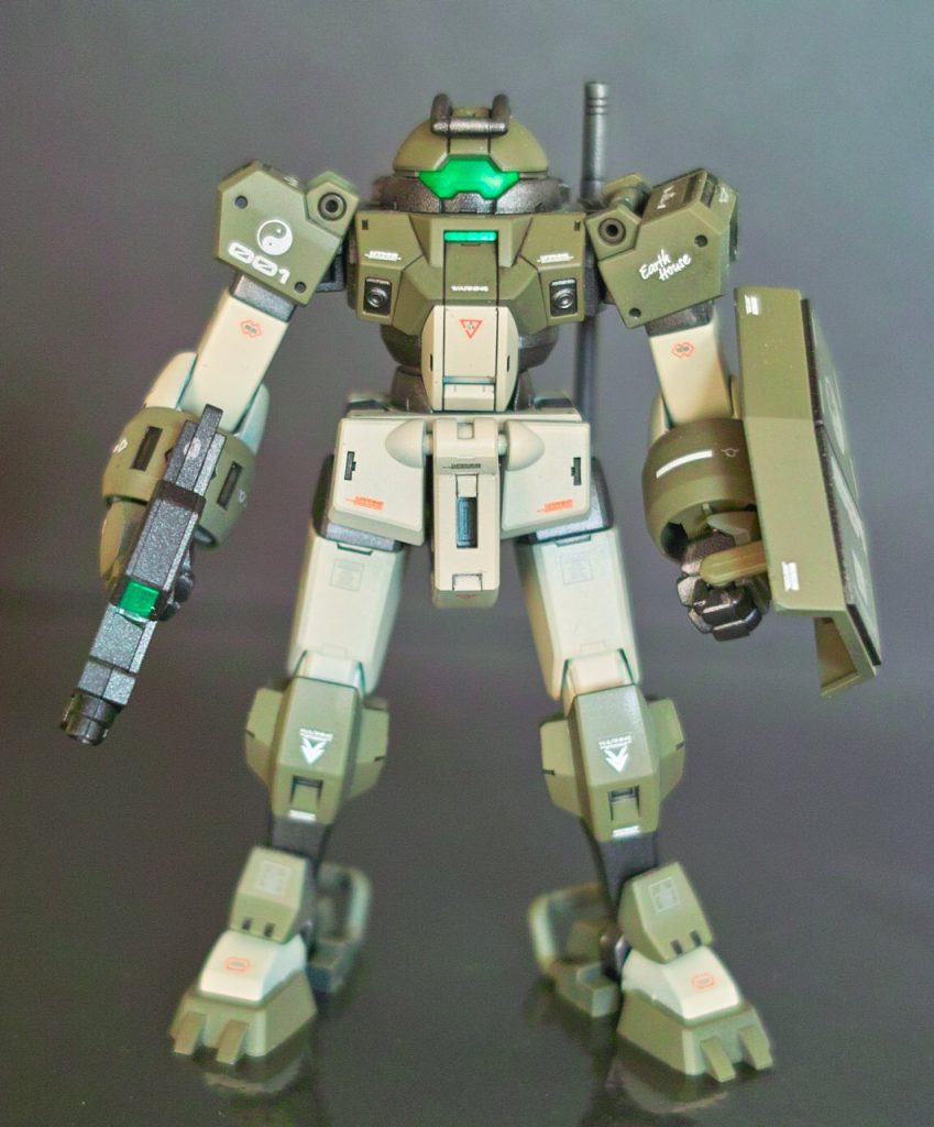 こちらはランナー塗装での組み立てとなり直接ランナーにサフを吹き色分けパーツ毎に塗りました。塗装から組み立てまでに掛かった時間は3時間です。デカールを貼っていた時間のほうが長かったです(カット跡は筆塗りタッチアップとデカールでの誤魔化し)