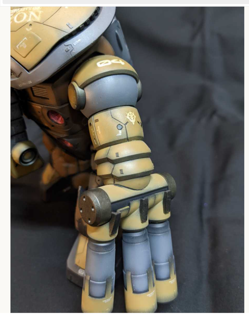 四肢にはズゴックを流用しました