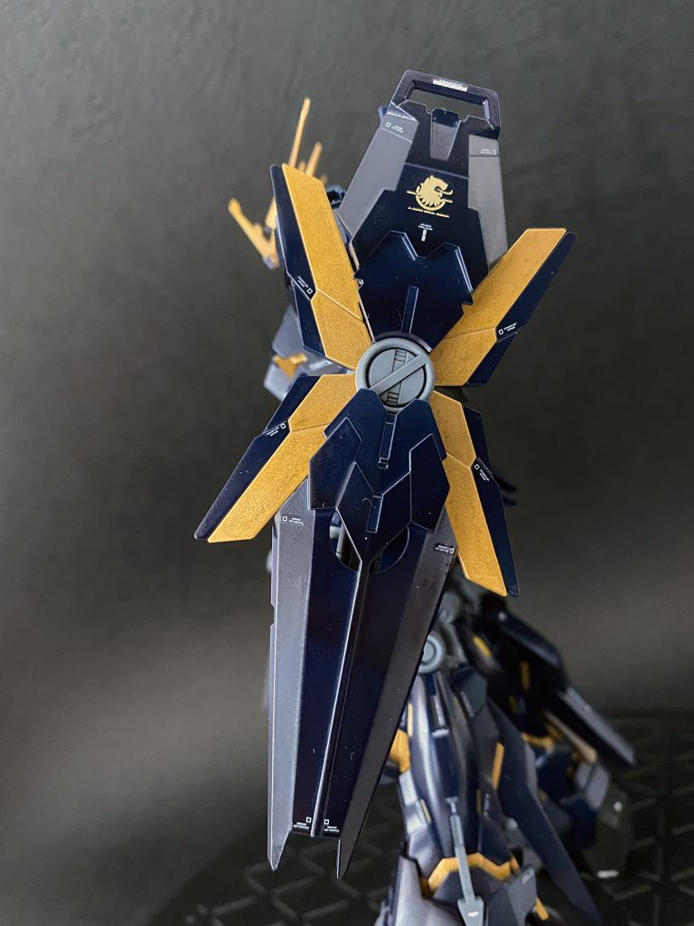 シールドの金獅子がお気に入り。