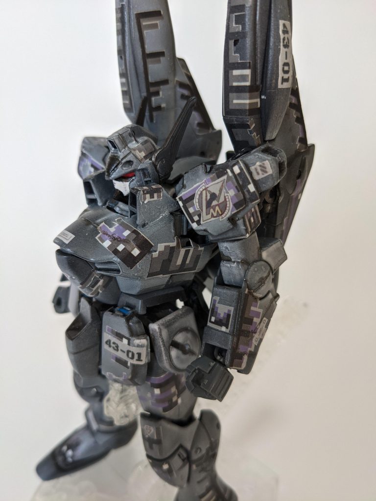 バストアップ。久しぶりにMS造りましたけど旧HGは素晴らしいですね!合わせ目消しや後はめ加工、関節移植など良い勉強になりました!