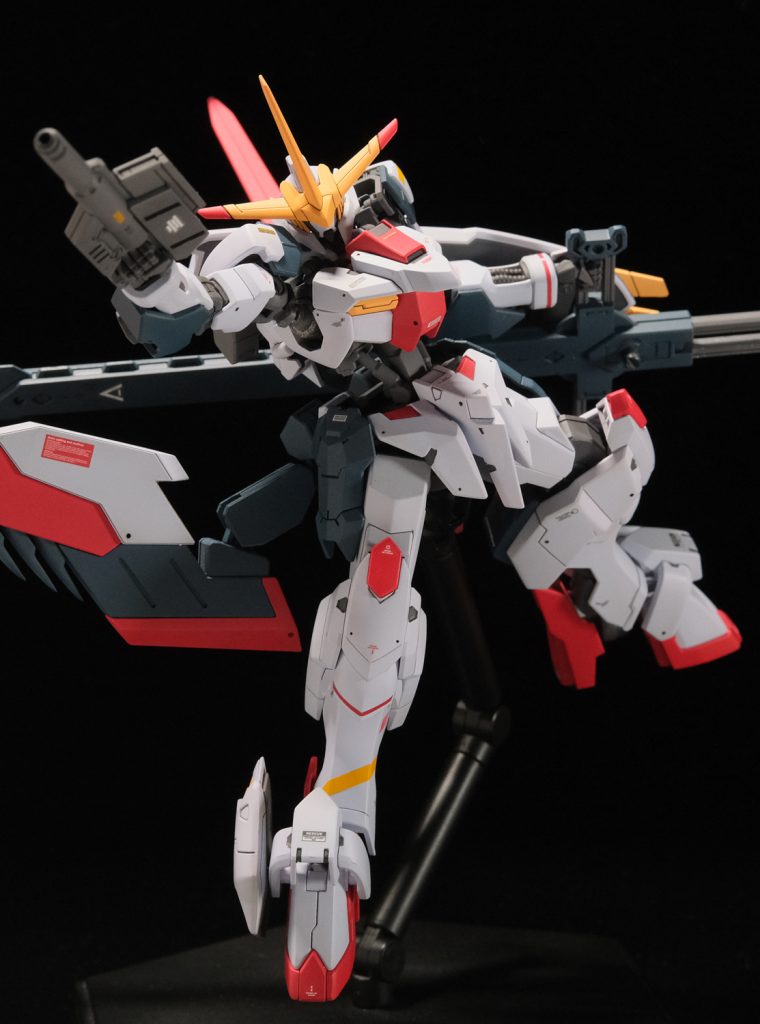 ガンダム端白星 第２形態–3枚目/制作者：イタミテック