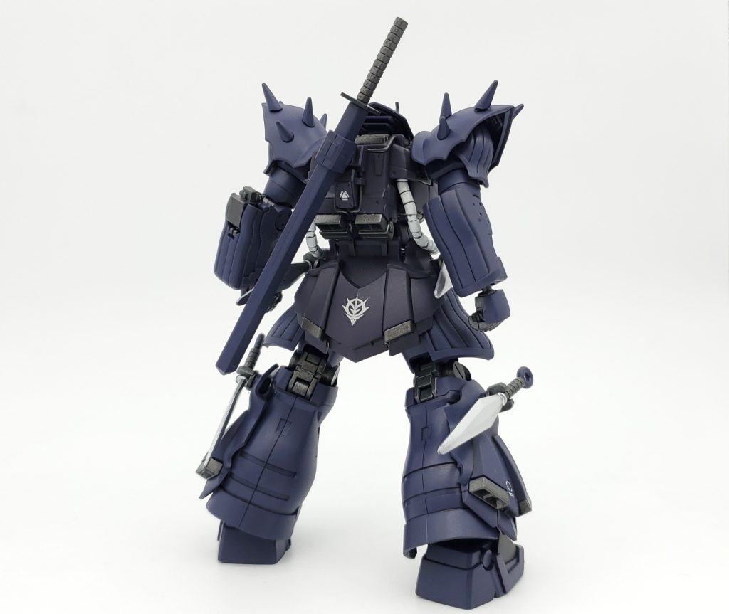 メインカラーの紺色がめっちゃ良い色味だったのでそれを活かす形にしました。