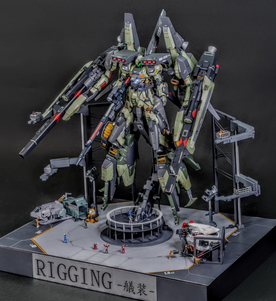 HGUCスタークジェガンをベースキットにメッサーラやナラティブガンダムのパーツ他約30キット分のパーツを組み込んで完成しました。