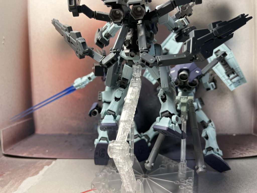 当然の如く各機スラスターは出力高めの設定