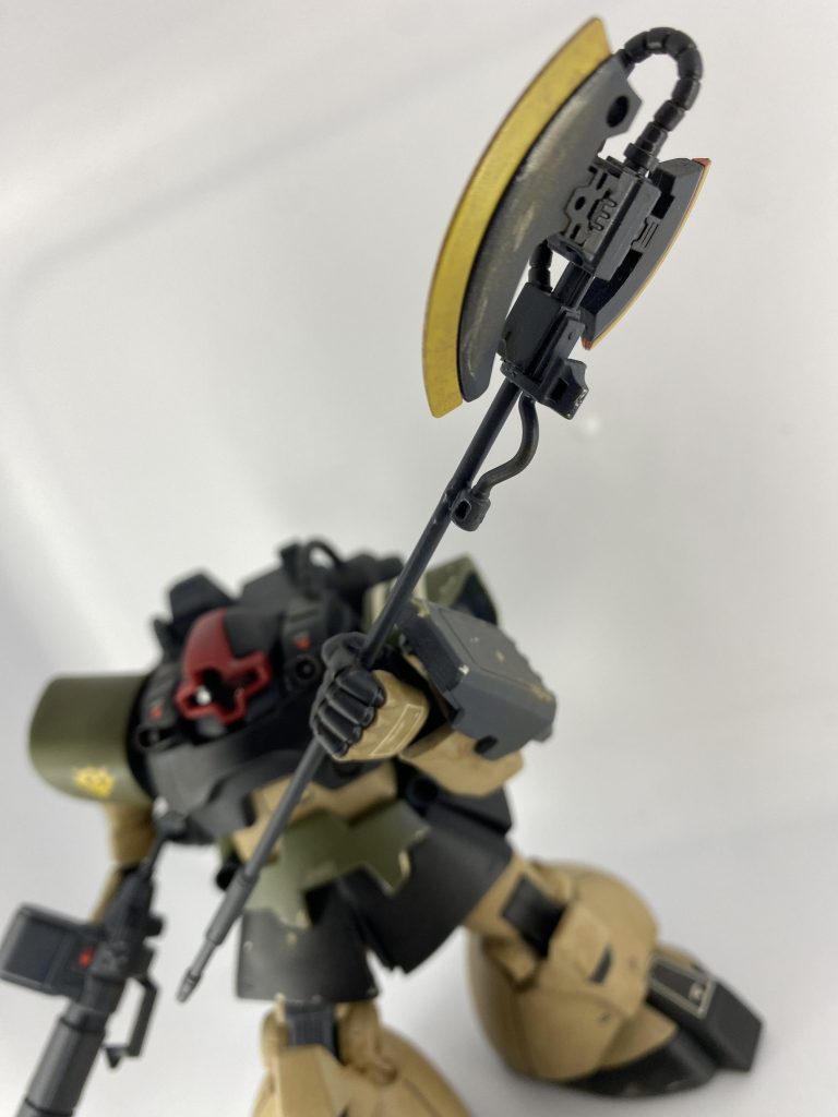 ヒートランサーはシステムウェポンキットを小改造。  柄が柔らかくて折れそうだったので真鍮線で作り直し。ただドムの逞しい腕にはちょっと細いので、どうせならもっと太くすれば良かったと反省😓