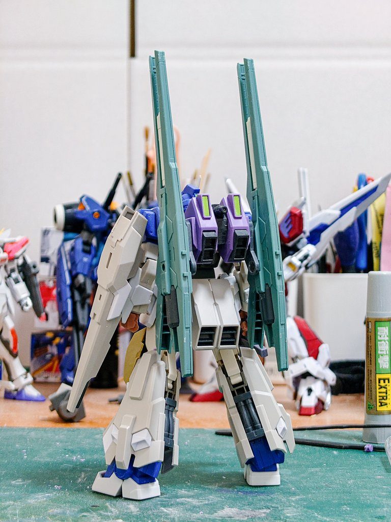 主に使用したキット•本体　HG　デミバーディング　HGBF　Ez-SR-MAXIMA　HGUC　リゼルC型•バックパック　HGBC 1/144 HWS&SVカスタムウエポンセット　HGUC　ギャンクリーガーとなっています。