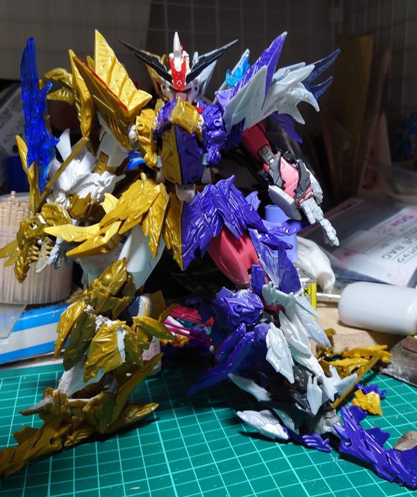 パーツ切り貼り接着のみで制作しました。