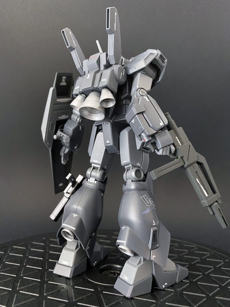 大きなバーニアは高機動の証。