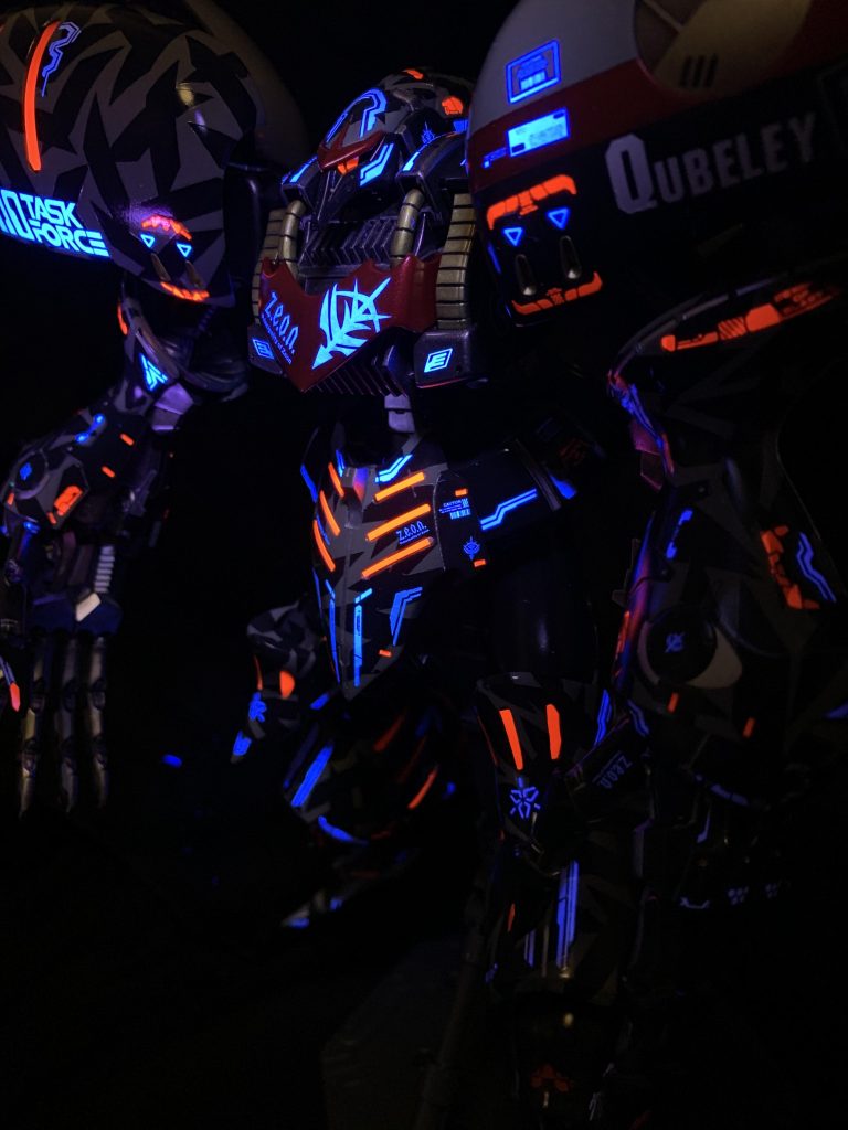 実戦の暗闇でこんなヤツ出てきたらマジでビビるww。