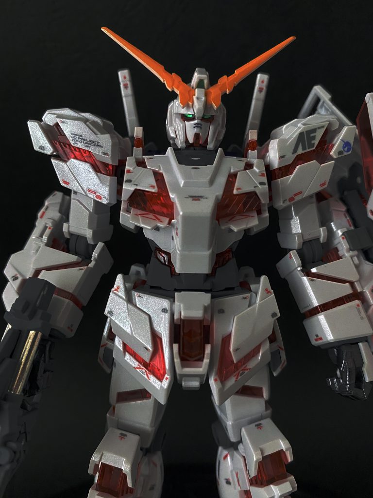 アンダー気味で。パール感はこちらの方が出ます。