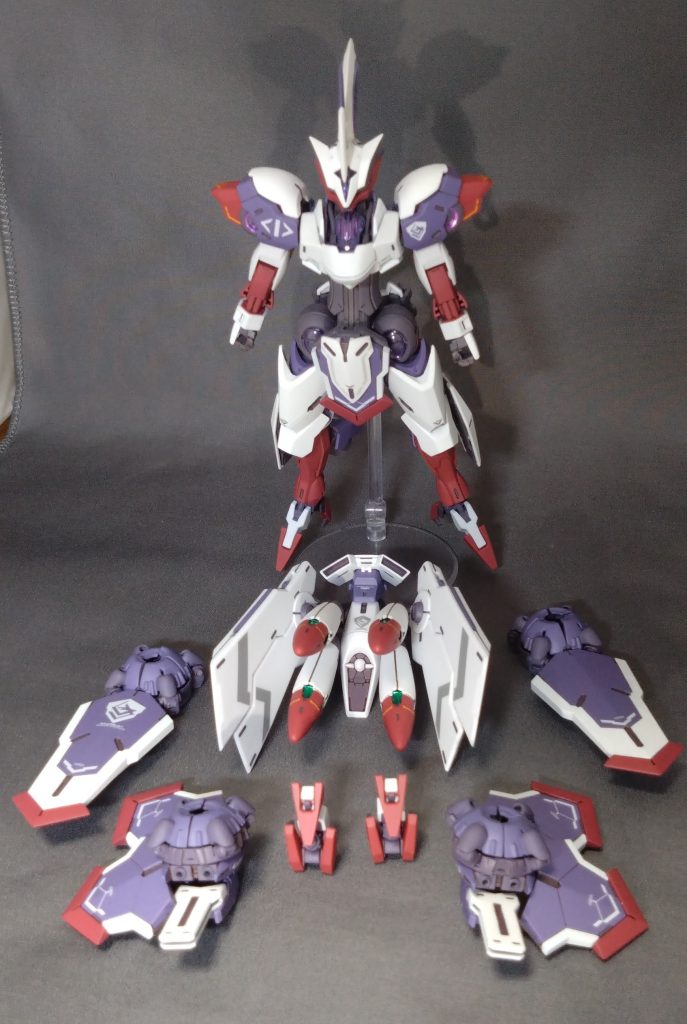 以上です。ガンプラ完成させたのが久しぶりすぎて加工とか塗装とか撮影とか反省点は多いですが、まず完成させられて良かった。ご覧いただきありがとうございました。