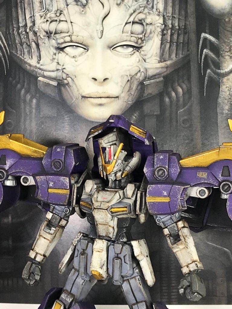 機体がどこか悪魔っぽいので、ギーガー画集の背景が似合いますな😃昔、PCエンジンで発売した邪聖剣ネクロマンサーってゲームにドハマりしたのを思い出した…夜…一人では遊ばないでください…ってCMが懐かしい😱