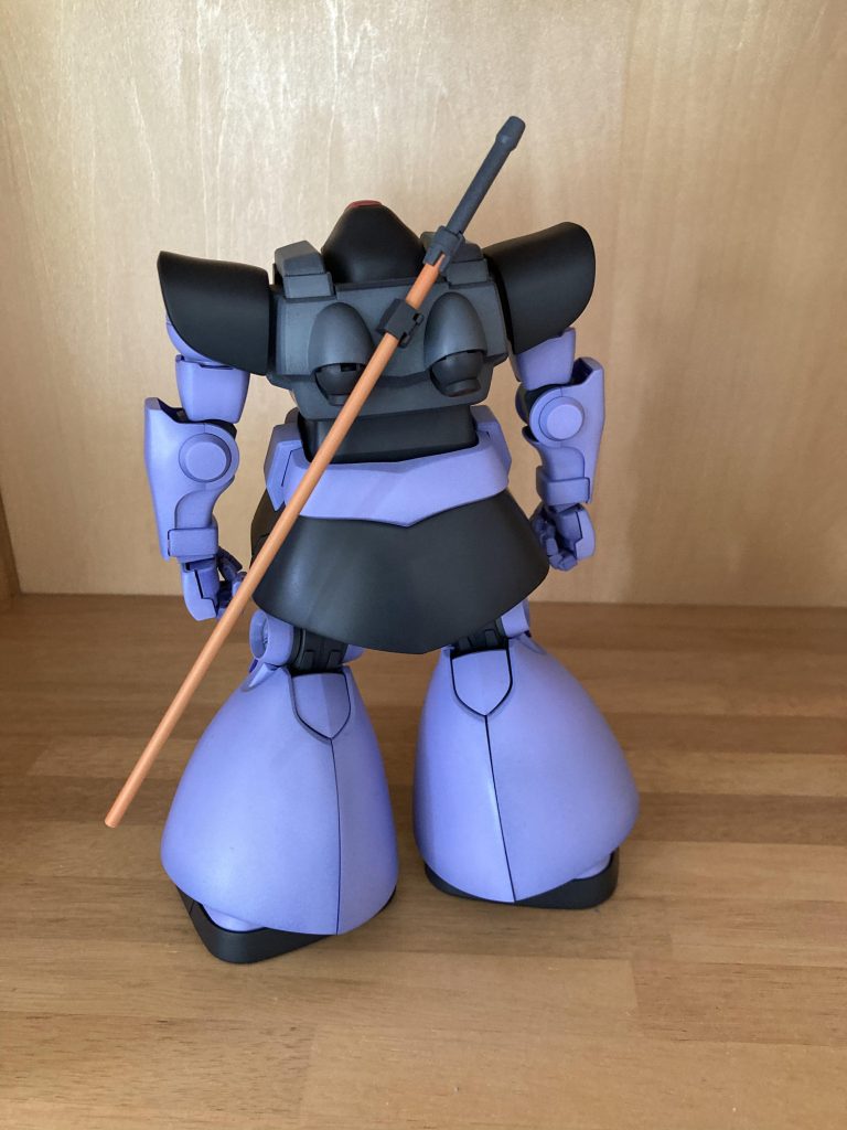 面が広いので綺麗な塗膜を目指して丁寧に塗りました。