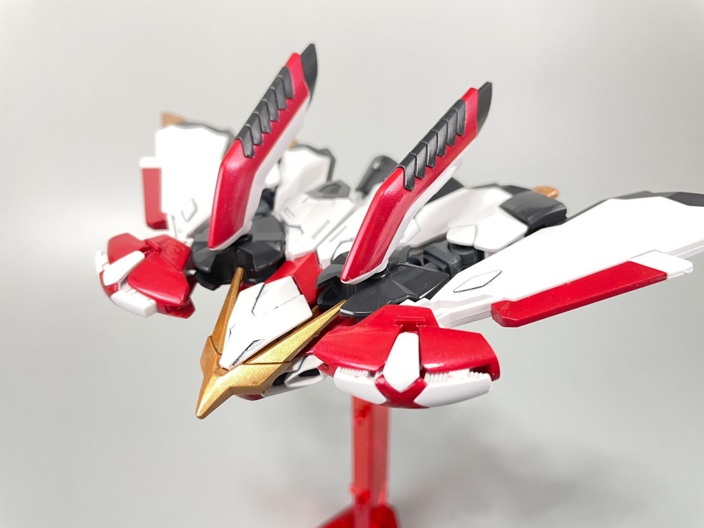 肩パーツを引き出し、付け替えてバーニングファイア状態に。