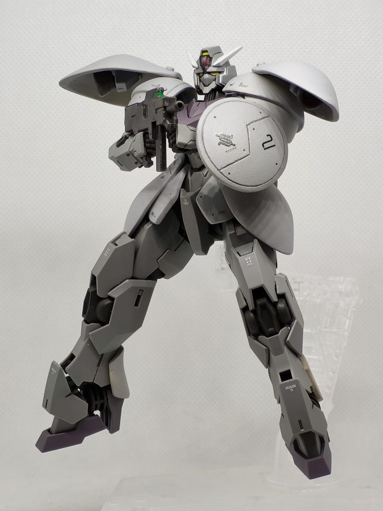 元々のシールドは大きすぎるので、小型のものに変更しました。