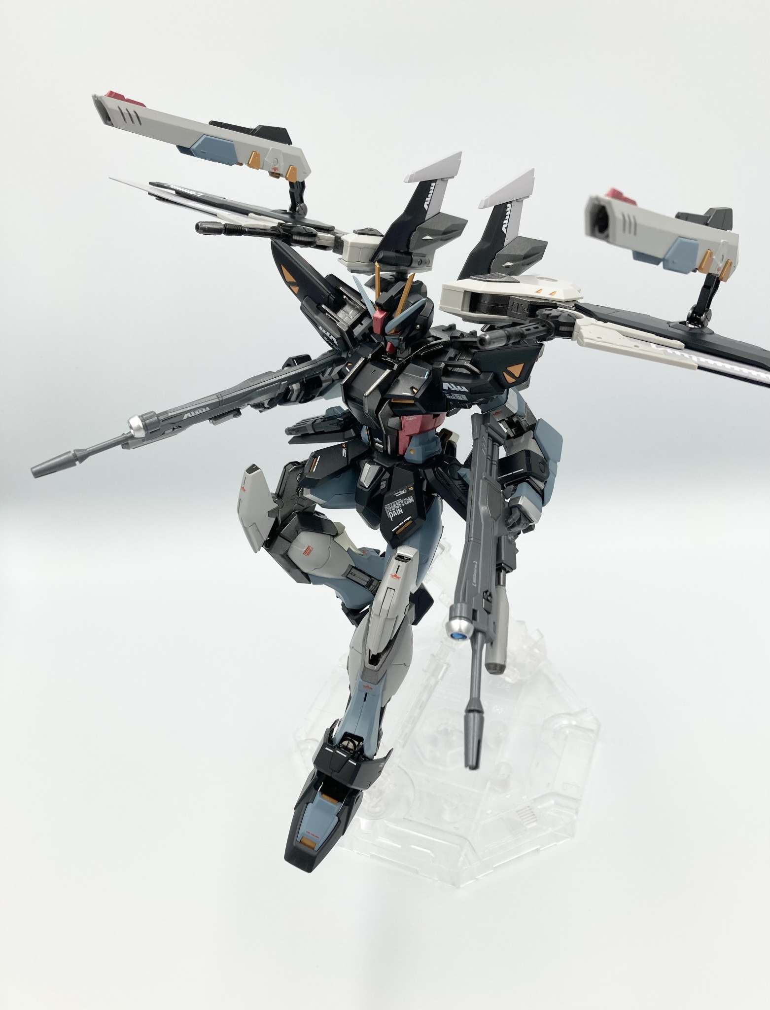 MGストライクノワール METAL BUILD風｜@machi_5ooooさんのガンプラ作品 