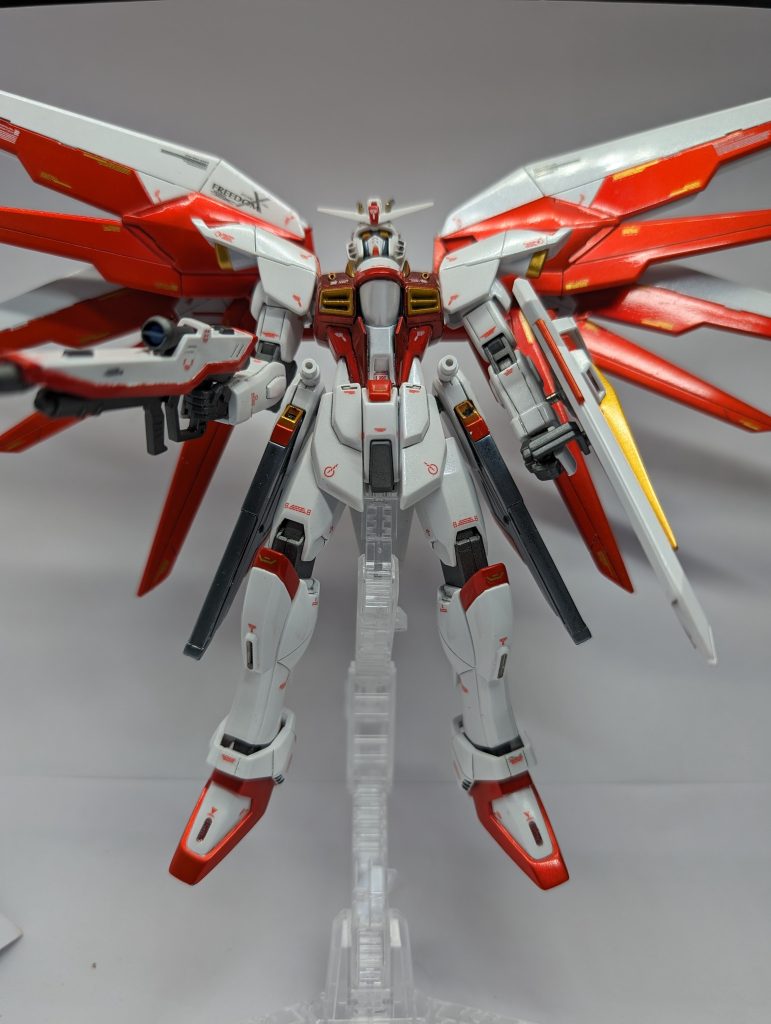 舞い降りる剣ぽく左腕とシールドに一応磁石入れてます