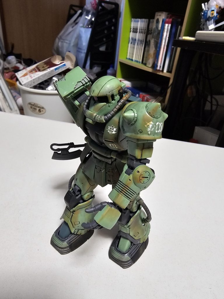 ドアンさんのとこのザク–3枚目/制作者：公太にぃ