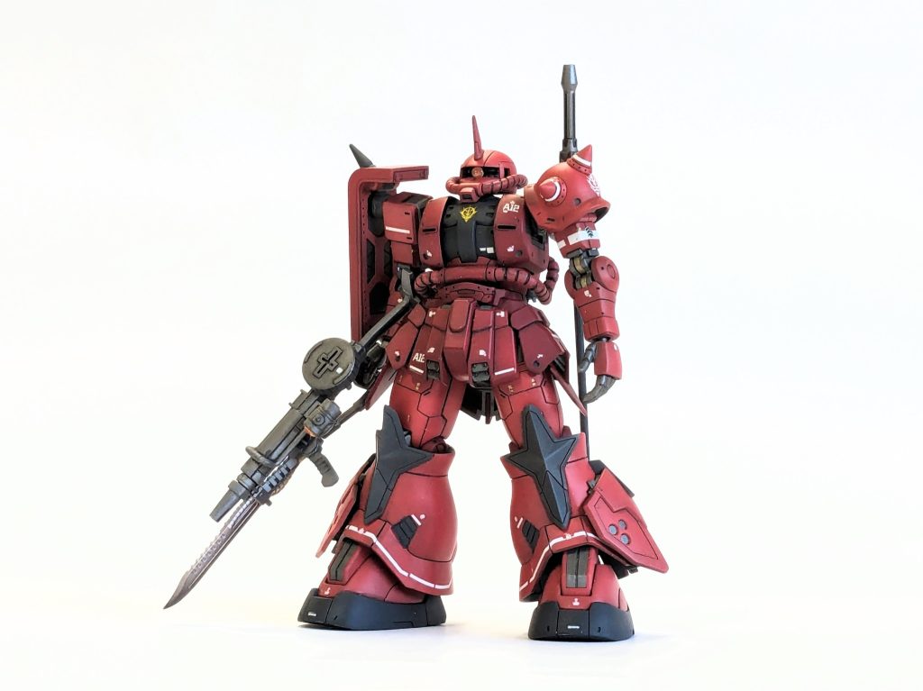 ベースはラッカー塗装。当初ベタ塗りの予定でしたがピンクが上手く発色しなかったため、吹き直したらなんとなくグラデーションで落ち着きました。