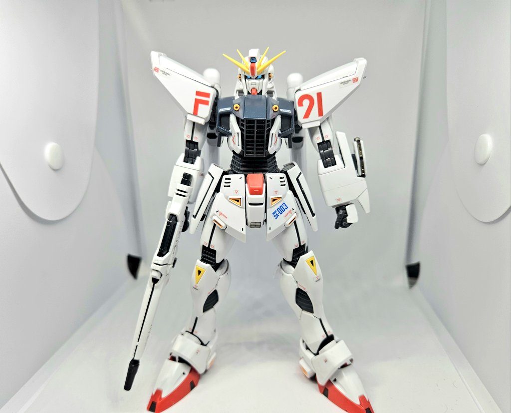 私のファーストガンダムはF91だったりします。世代ですねぇ。