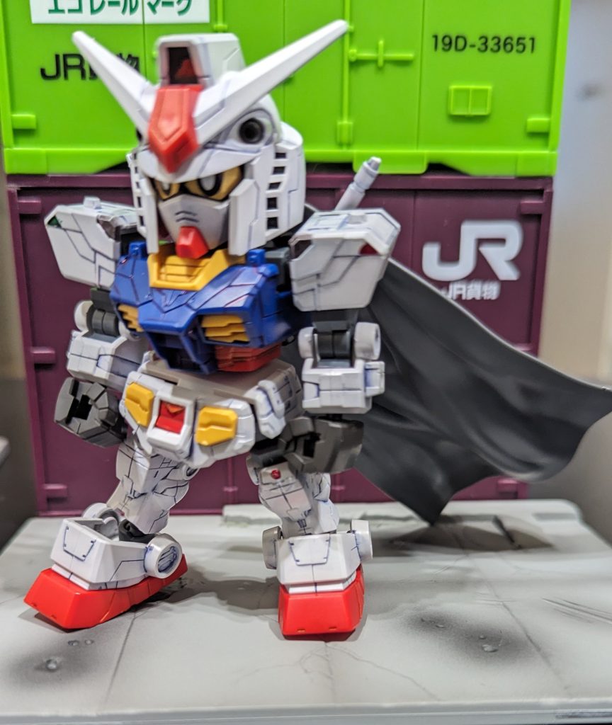 横浜ガンダムのクロスシルエットをベースに30MMのマルチクロスを付けましたリアルタッチマーカーでスミ入れしてますが、かなりスミ入れモールドが多かったですスミ入れするだけでかなりかっこいいですね