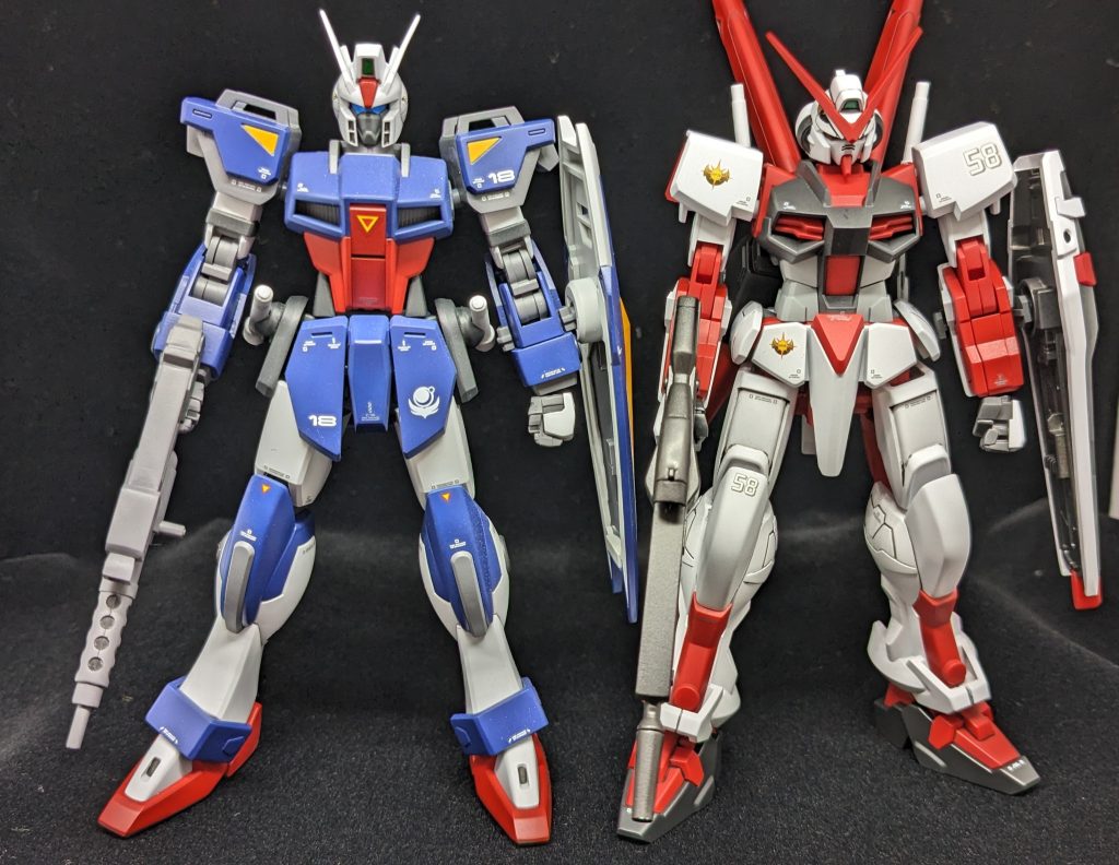 ストライクダガーないから以前つくったダガーくんと比較