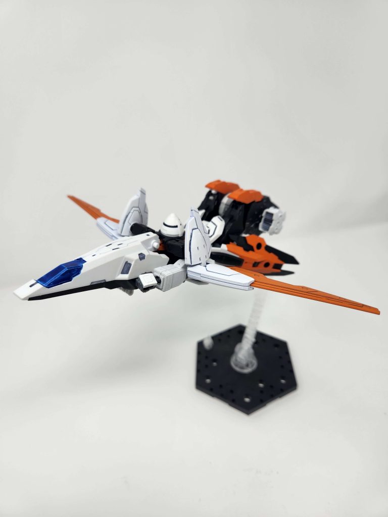 Here we have the MK.II in flight mode. The binders can change to high speed mode to perform exceptionally in air and space.