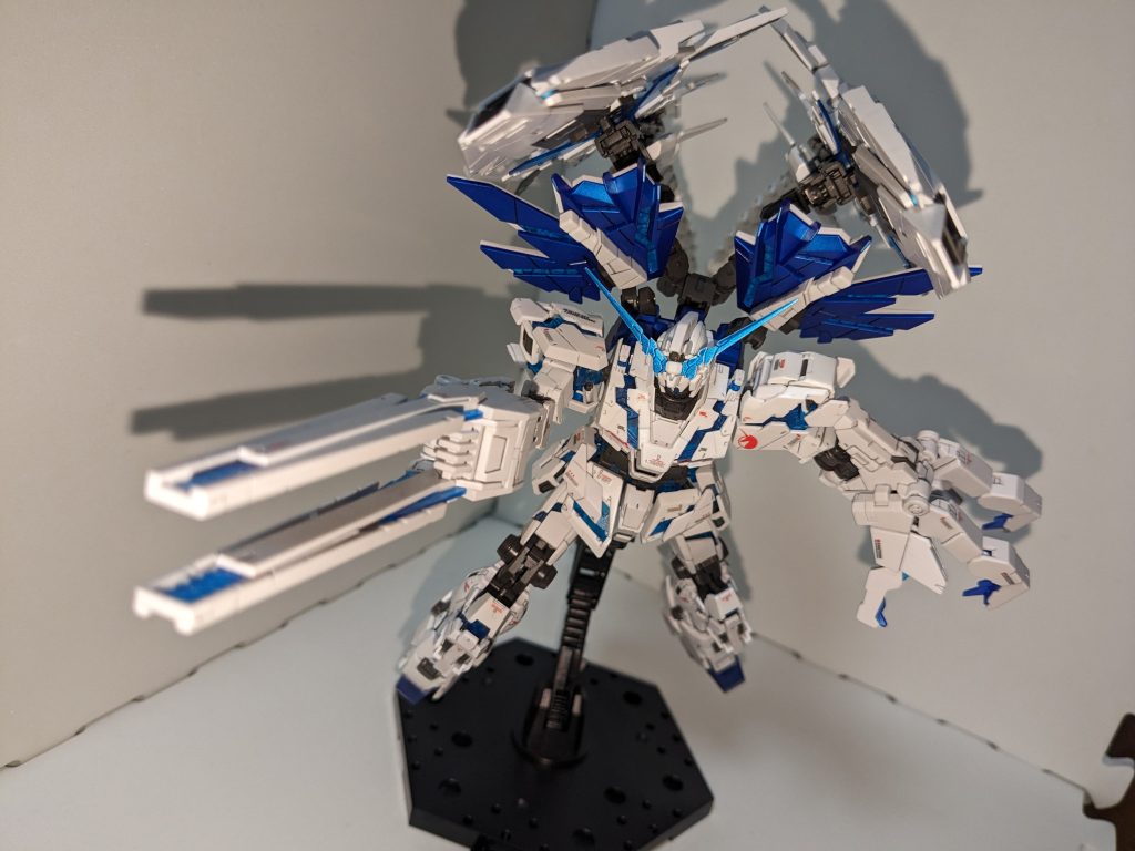 アームドアーマーDEのビームキャノンも使った射撃姿勢