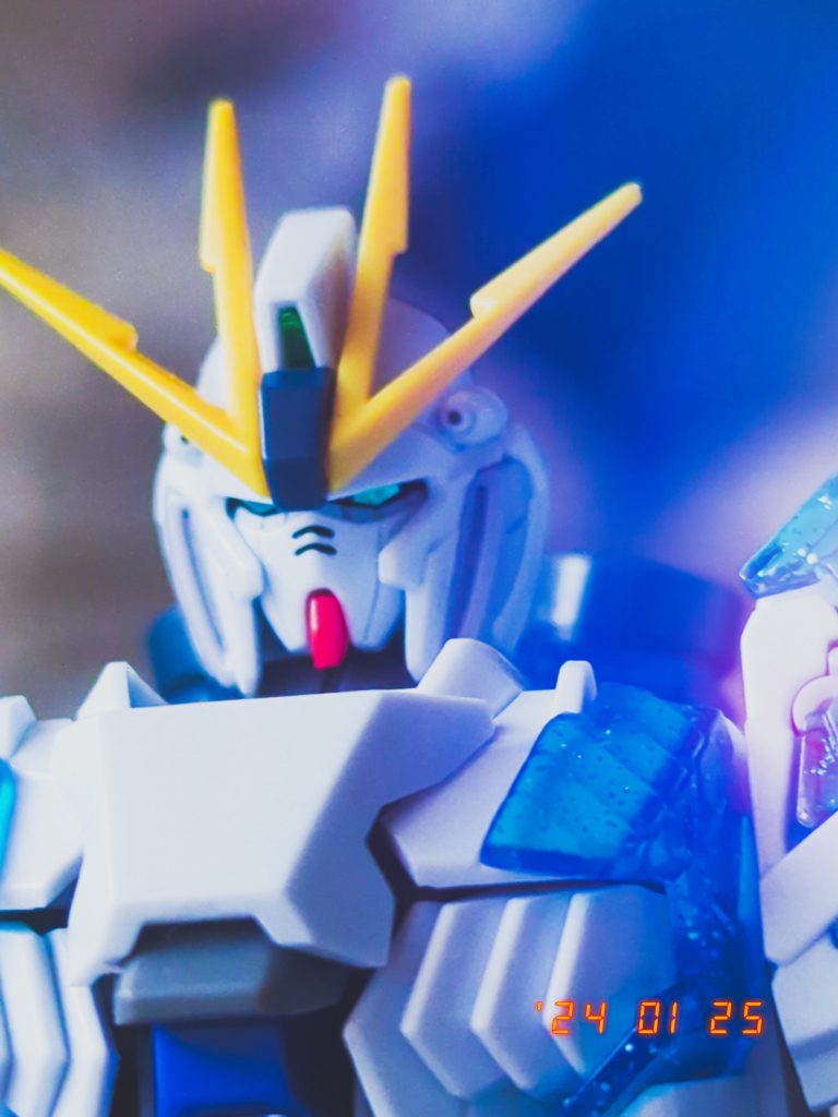 カメラアイシール自作です。