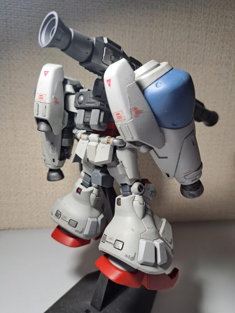 相変わらずポーズと拭き取りの甘さ見ていただきありがとうございますズッシリした機体は迫力感じます