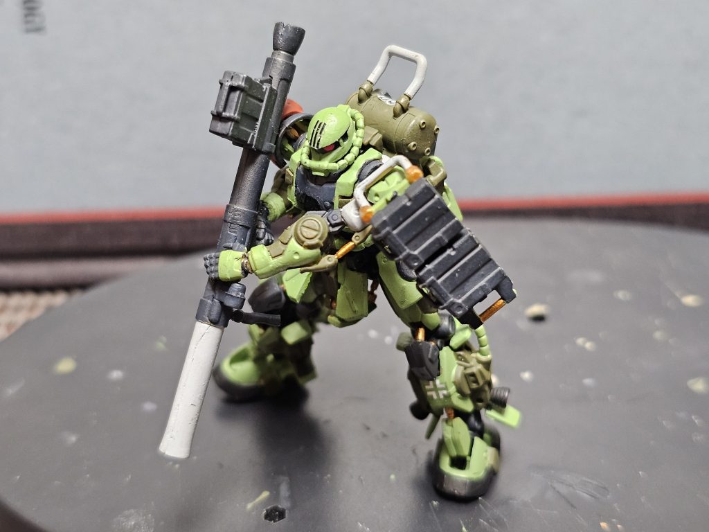 ガンダムアーティファクト 高機動型ザク(レッドショルダー)–6枚目/制作者：Kai