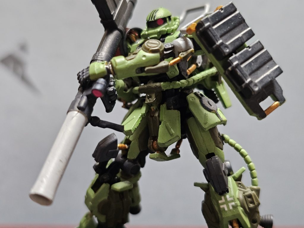 ガンダムアーティファクト 高機動型ザク(レッドショルダー)–2枚目/制作者：Kai