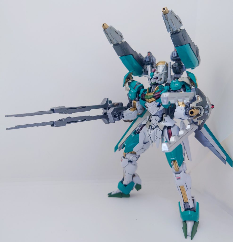 エアリアル、一斉射撃!
