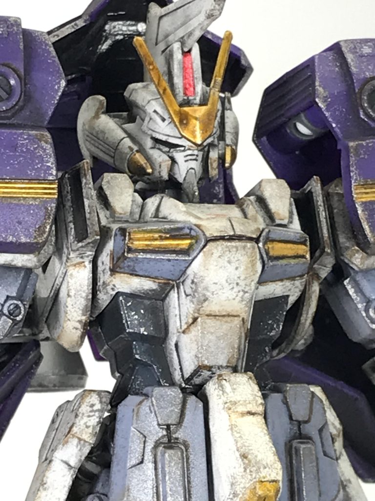 800円でこのデキならかなりの良キットだと思いますカッコええ!!😃おフェイスがイケメンですね、悪そうな顔しとる…